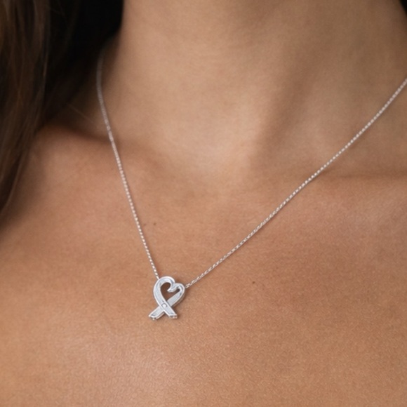 Tiffany & Co. Silver Paloma Picasso loving heart pendant - Picture 8 of 8